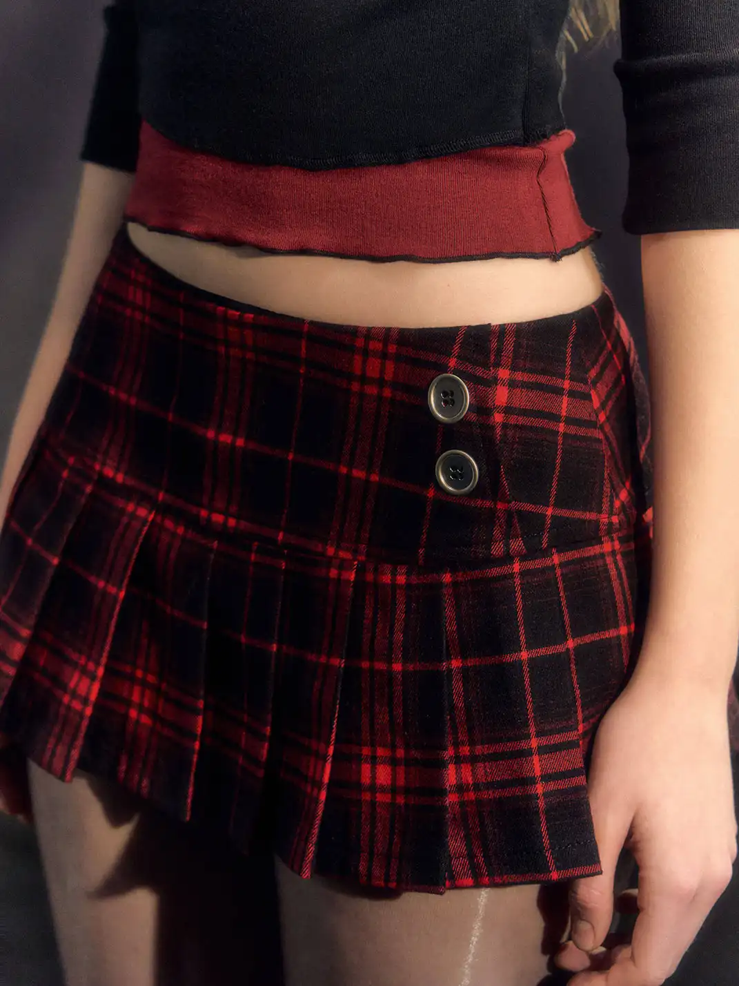 DeleteEX | Low-Waisted Plaid Pleated Skirt