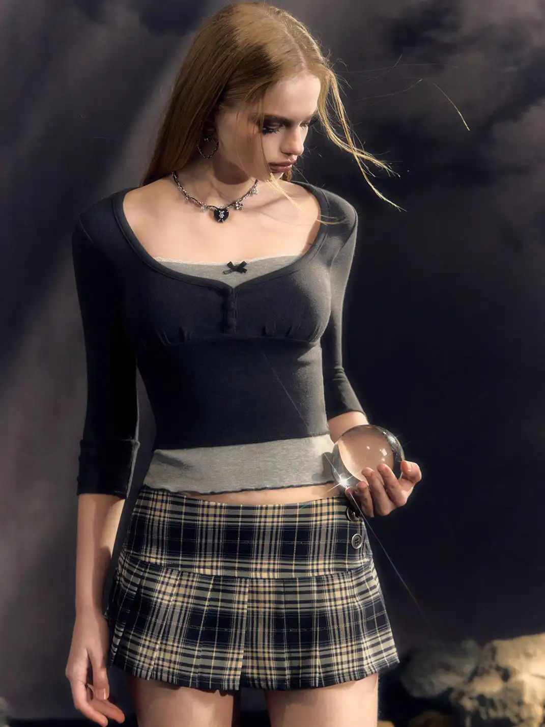 DeleteEX | Low-Waisted Plaid Pleated Skirt