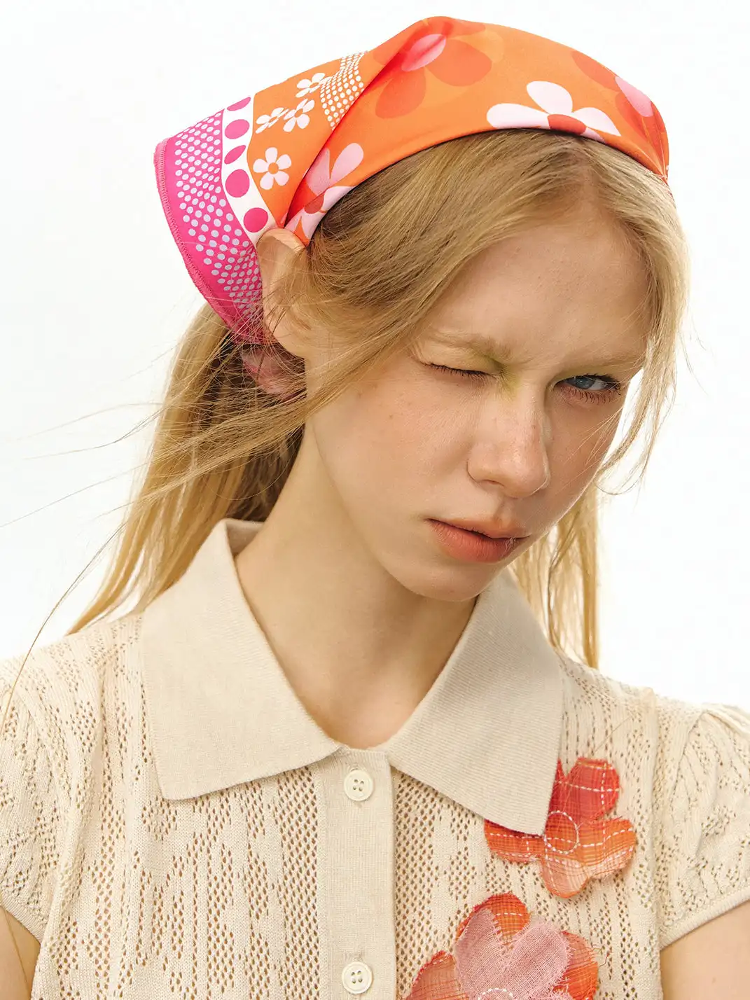 DeleteEX | Plaid Floral Headscarf