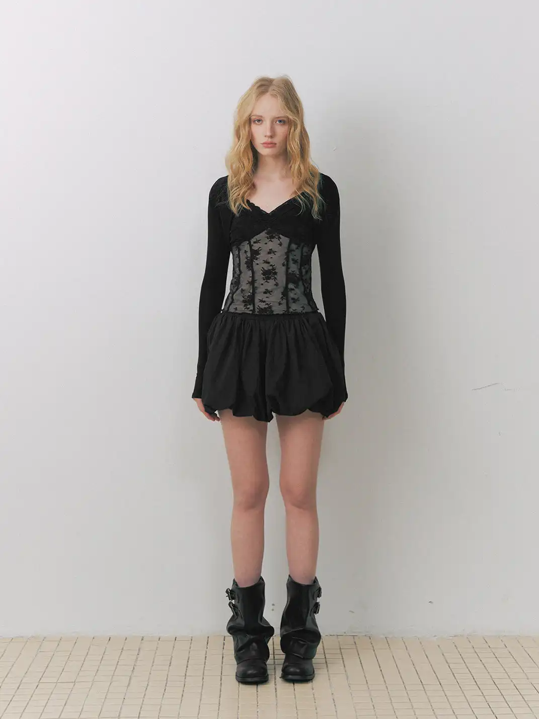 DeleteEX | Lace-Trimmed Shawl Top And Camisole Two-Piece Set