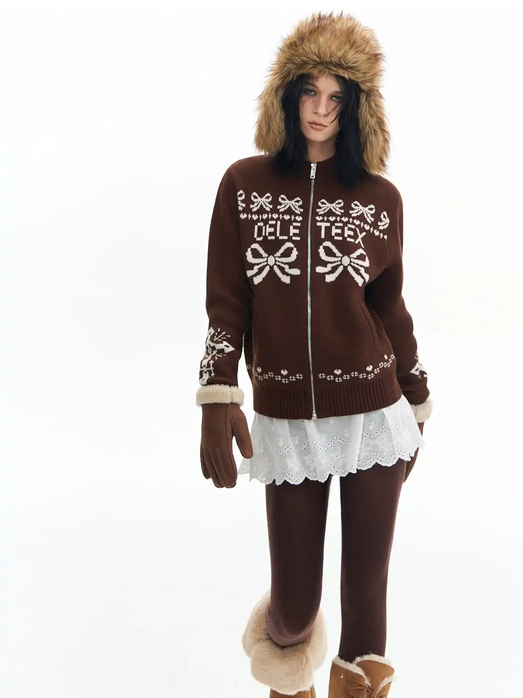 DeleteEX | Retro Jacquard Crew Neck Cardigan