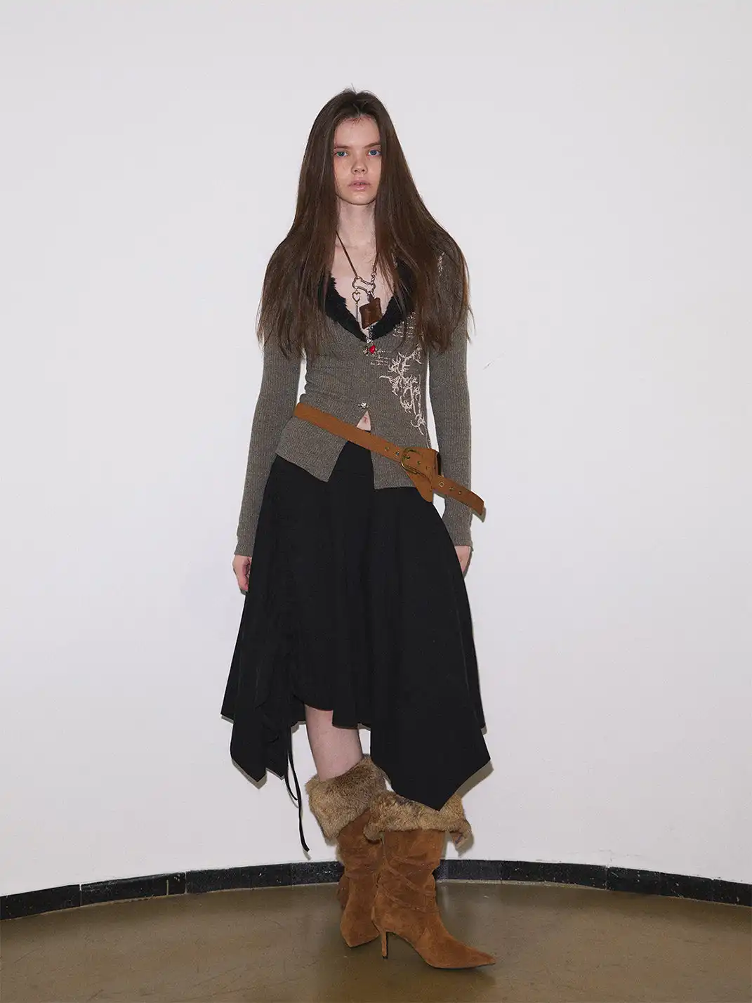 Mooreyu Atelier | Genuine Leather Suede Pointed-Toe Ankle Boots