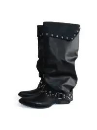 Mooreyu Atelier | Cowhide Studded Pointed-Toe Boots