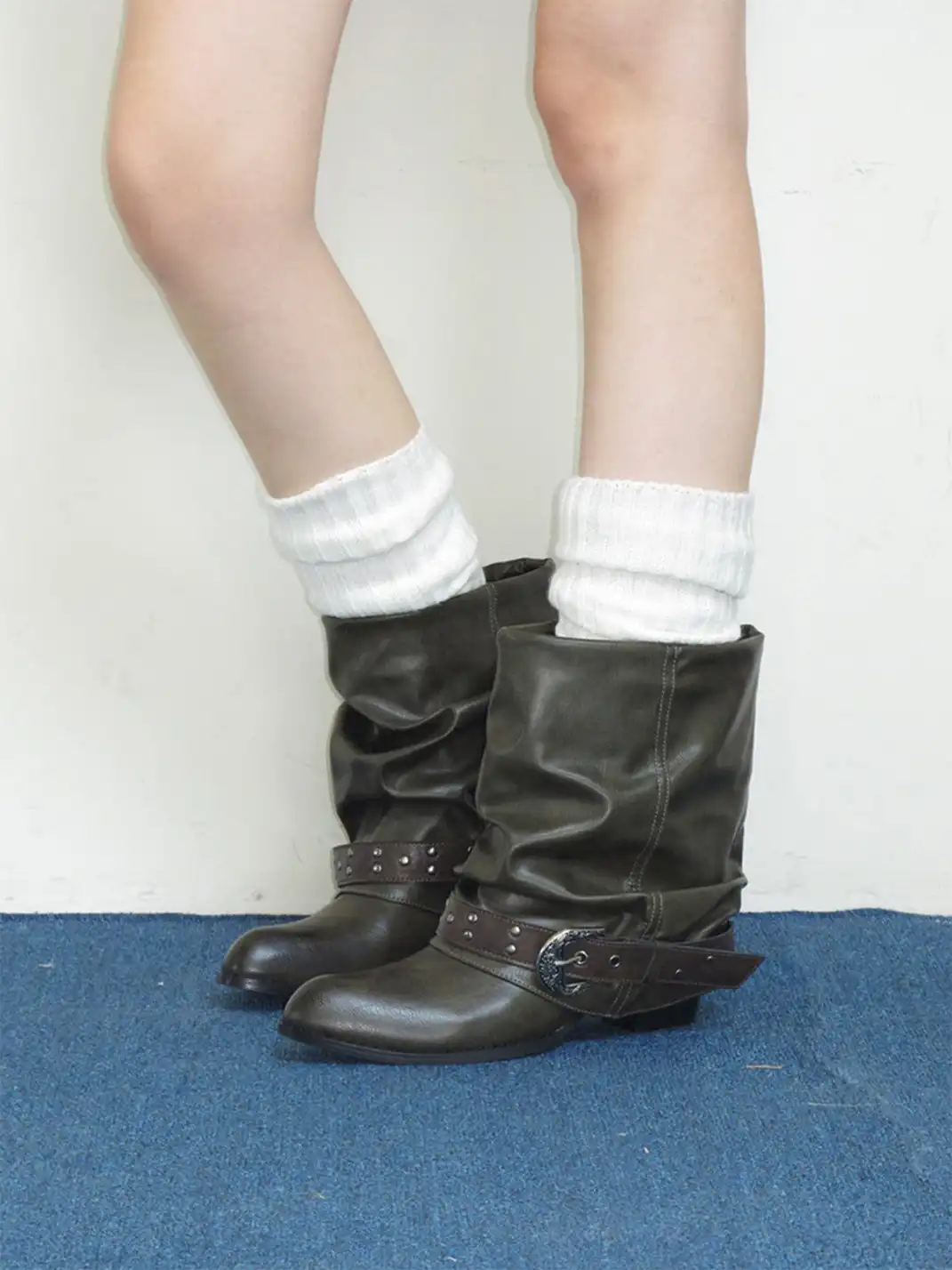 Mooreyu Atelier | Pleated Lace-Up Cowhide Ankle Boots