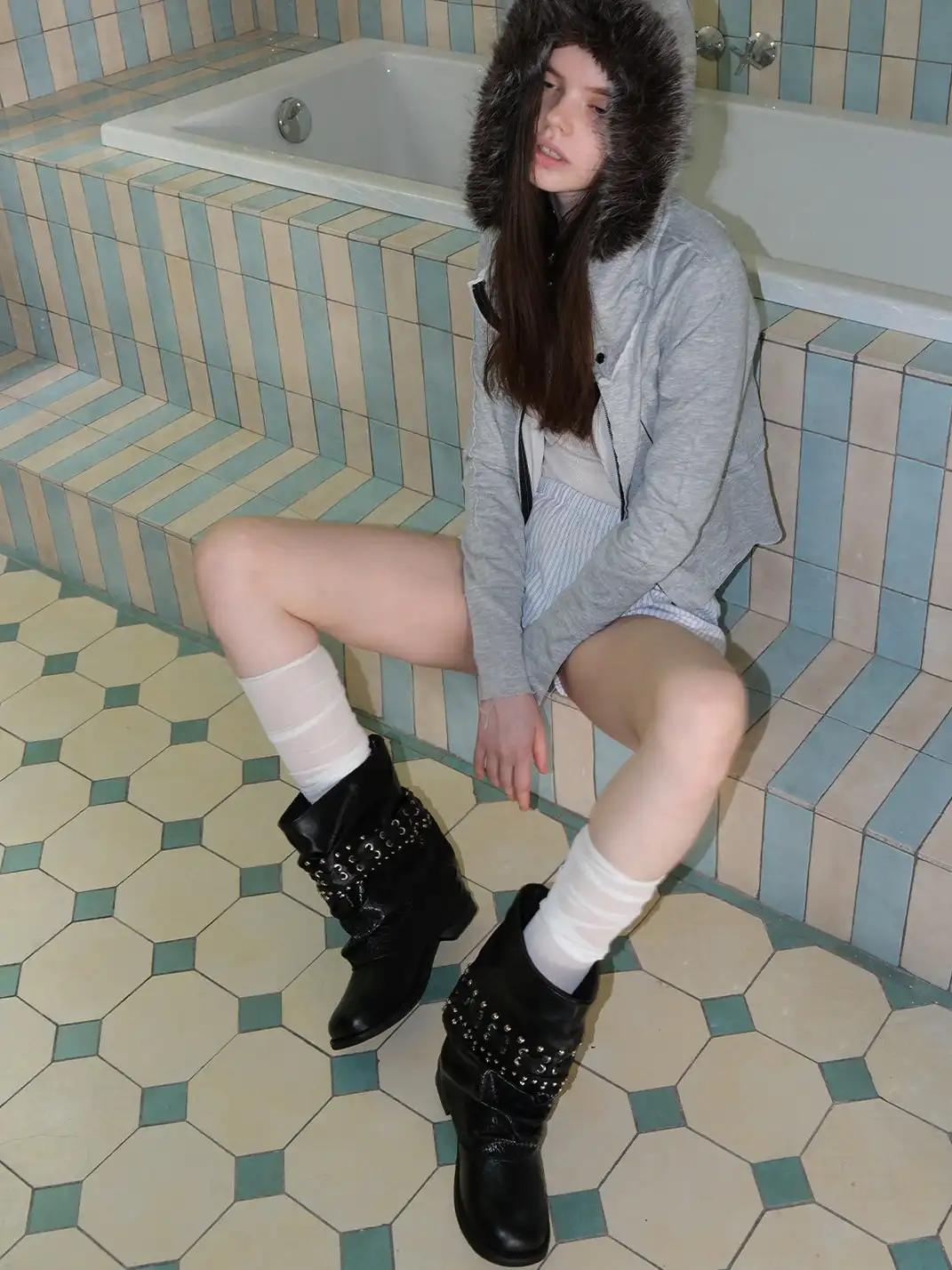 Mooreyu Atelier | Studded Leather Pleated Slouch Boots