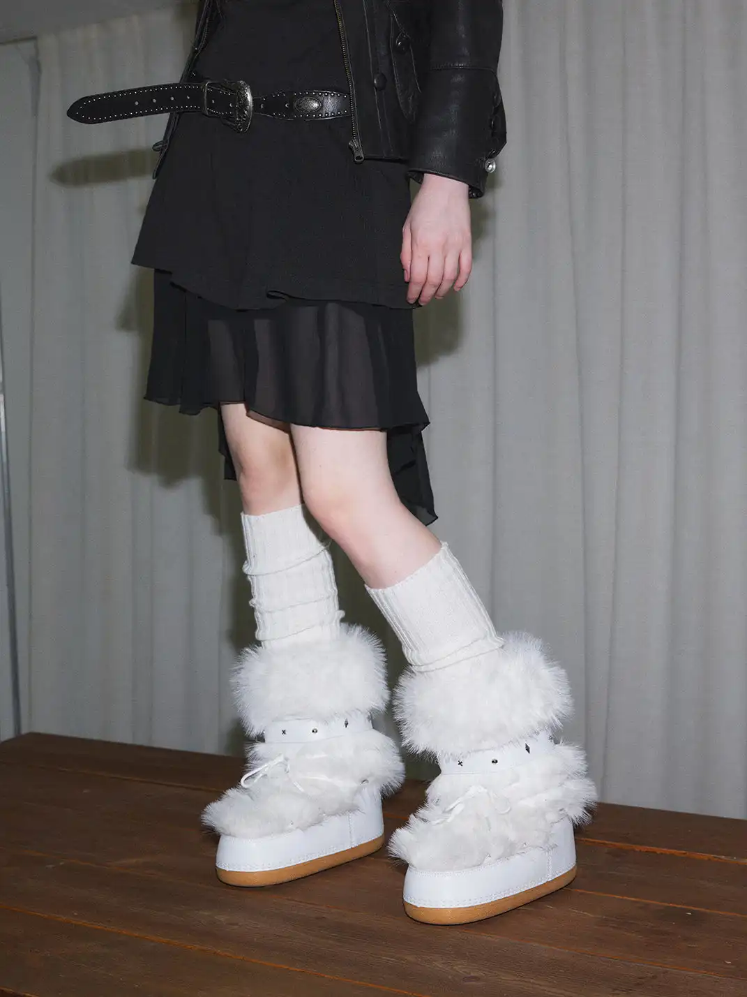 Mooreyu Atelier | Cowhide Fur Short Snow Boots