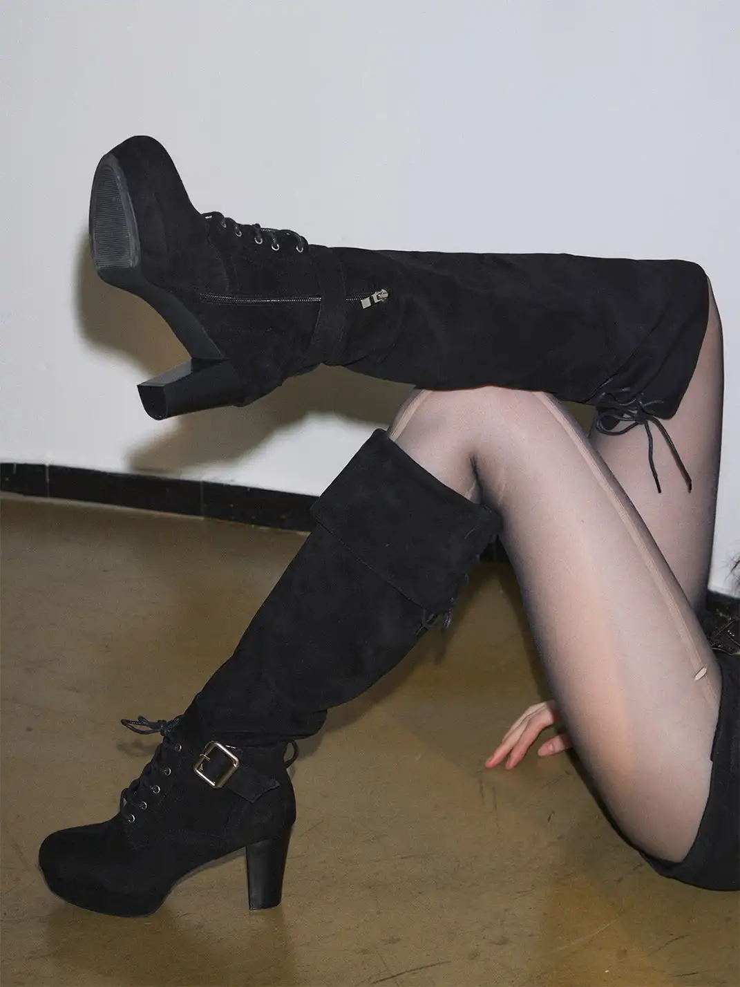 Mooreyu Atelier | Retro Buckle High-Heeled Boots