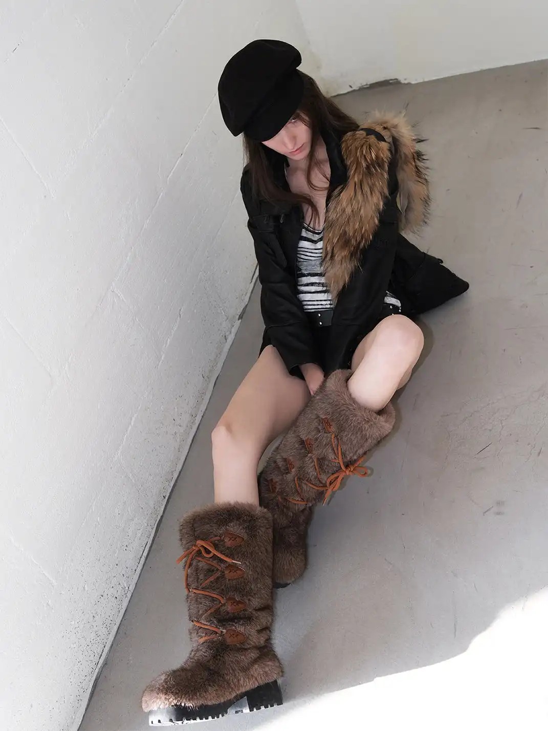Mooreyu Atelier | Round-Toe Lace-Up Cotton Boots-Brown