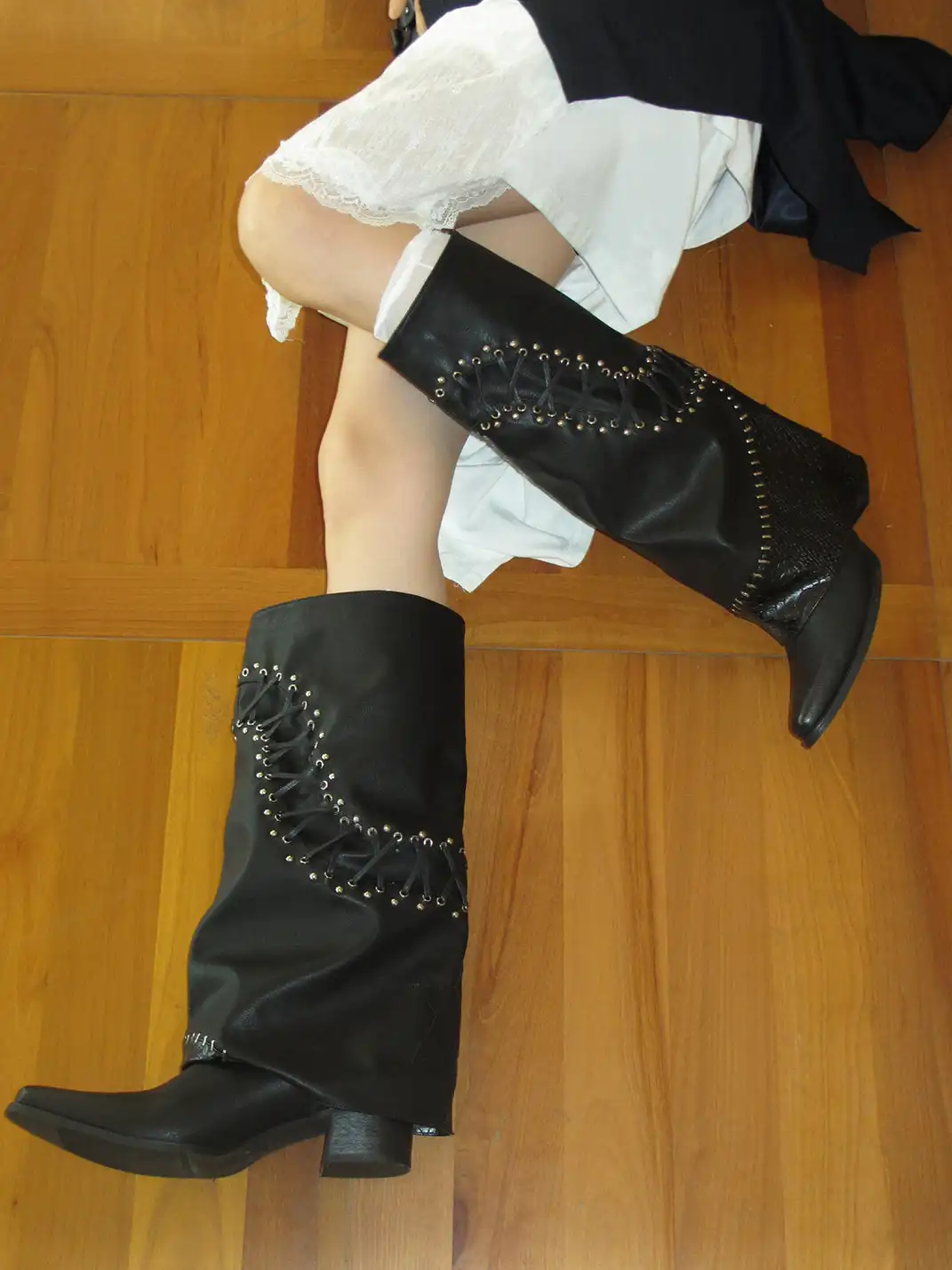 Mooreyu Atelier | Pointed-toe Chunky Heel Trousers Slouch Boots