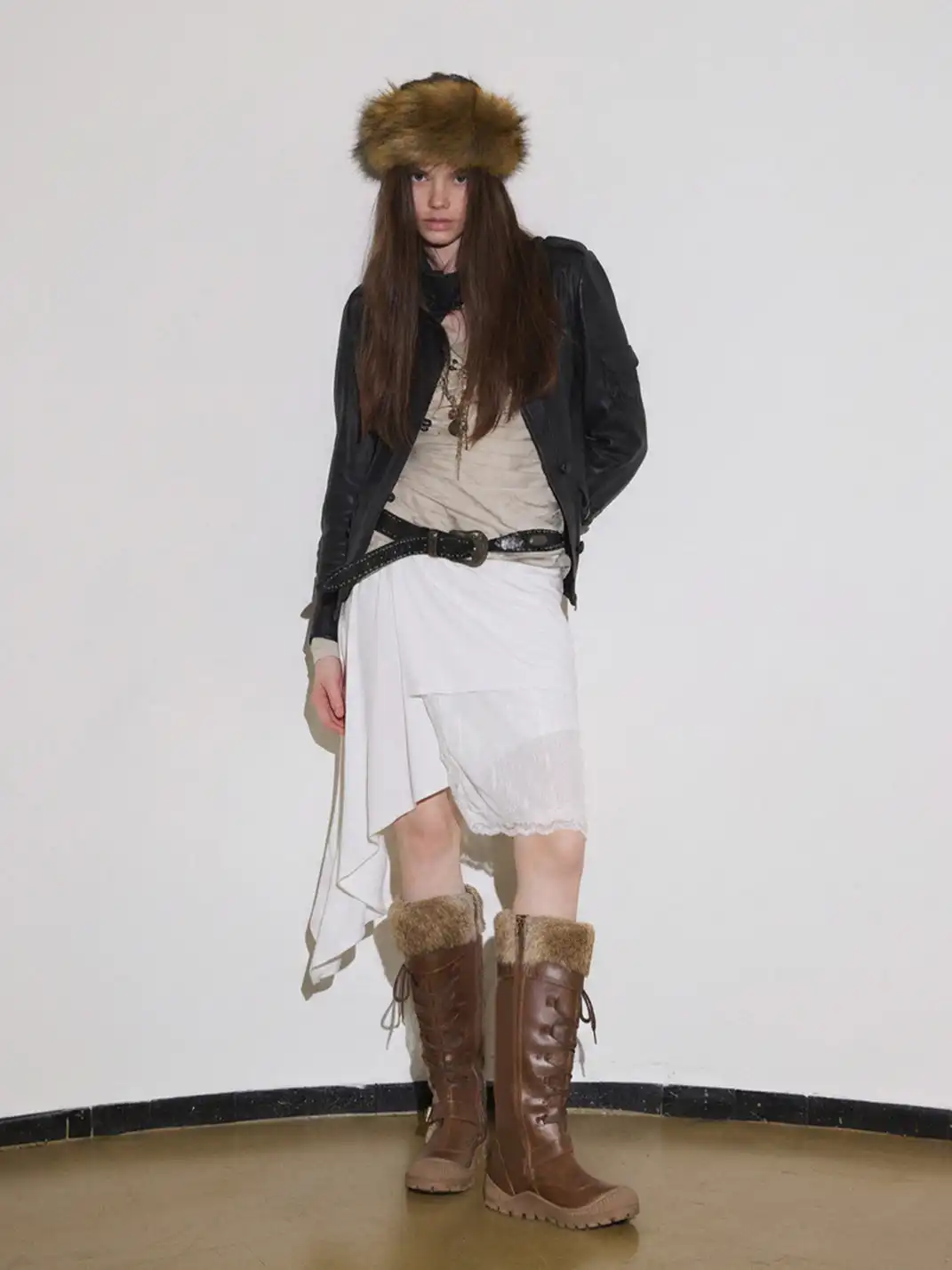 Mooreyu Atelier | Brown Cowhide Lace-Up Buckle Boots