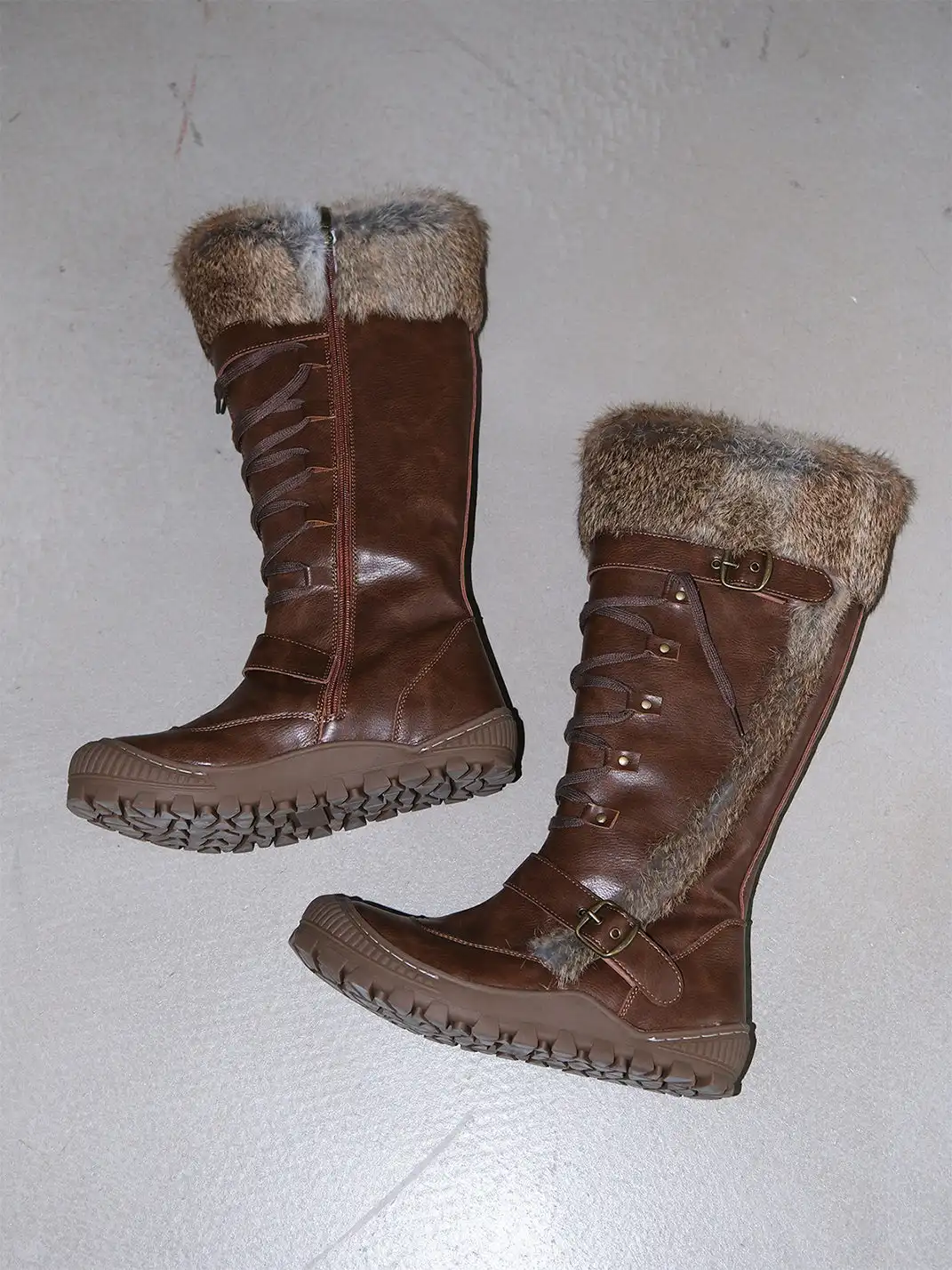 Mooreyu Atelier | Brown Cowhide Lace-Up Buckle Boots