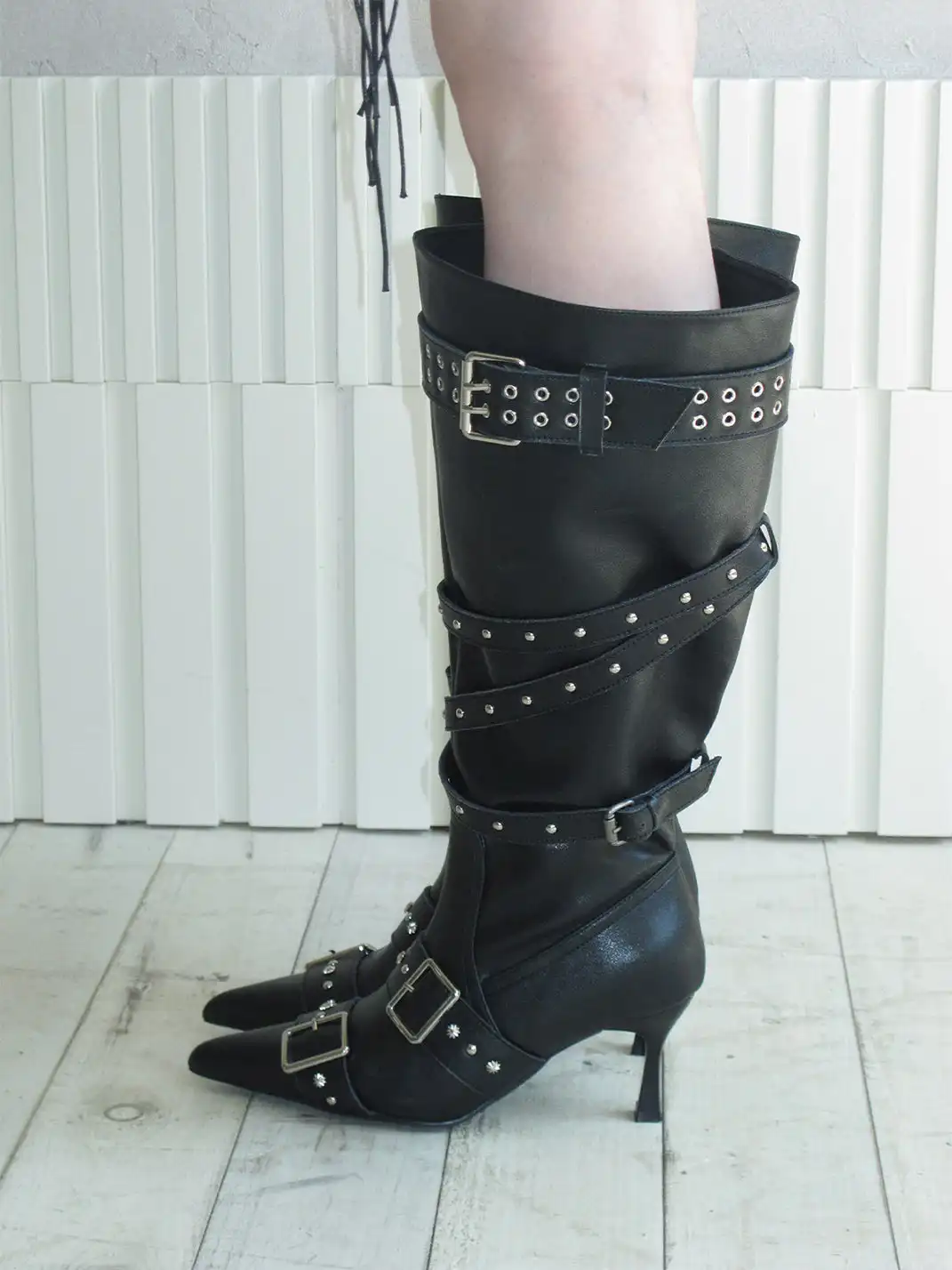 Mooreyu Atelier | Stiletto Pointed-Toe Genuine Leather Boots