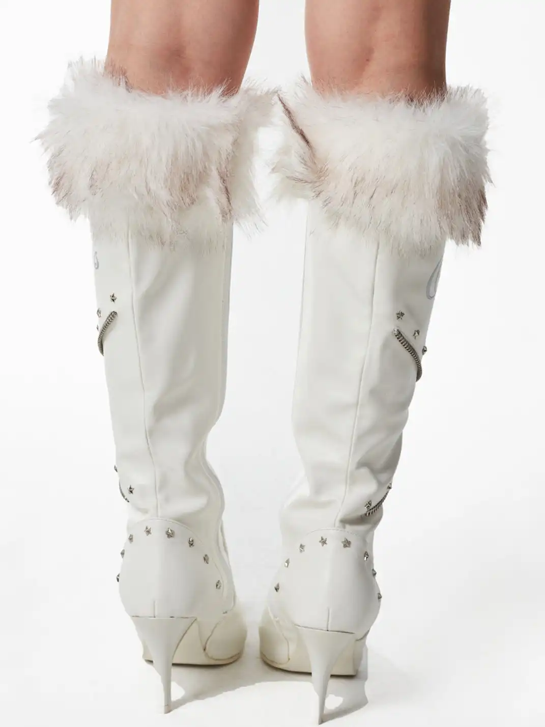 Ooops333 | Plush Pointed-Toe High-Heeled Boots