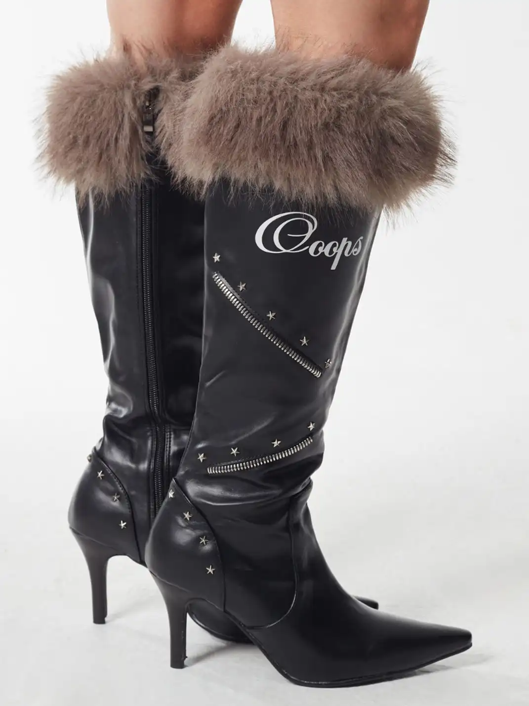 Ooops333 | Plush Pointed-Toe High-Heeled Boots