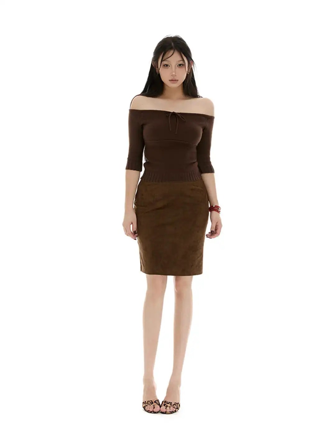 itsdinn | Low-Waisted One-Piece Suede Midi Skirt