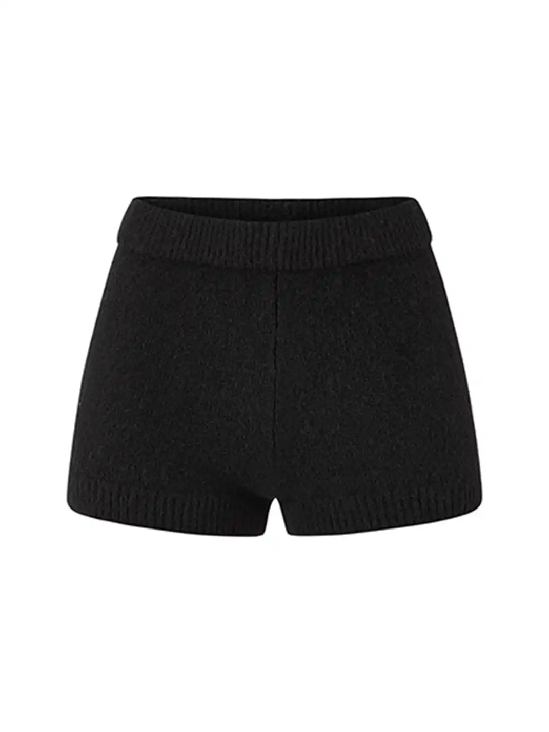 itsdinn | Off-The-Shoulder Fitted Knit Top And Shorts Two-Piece Set