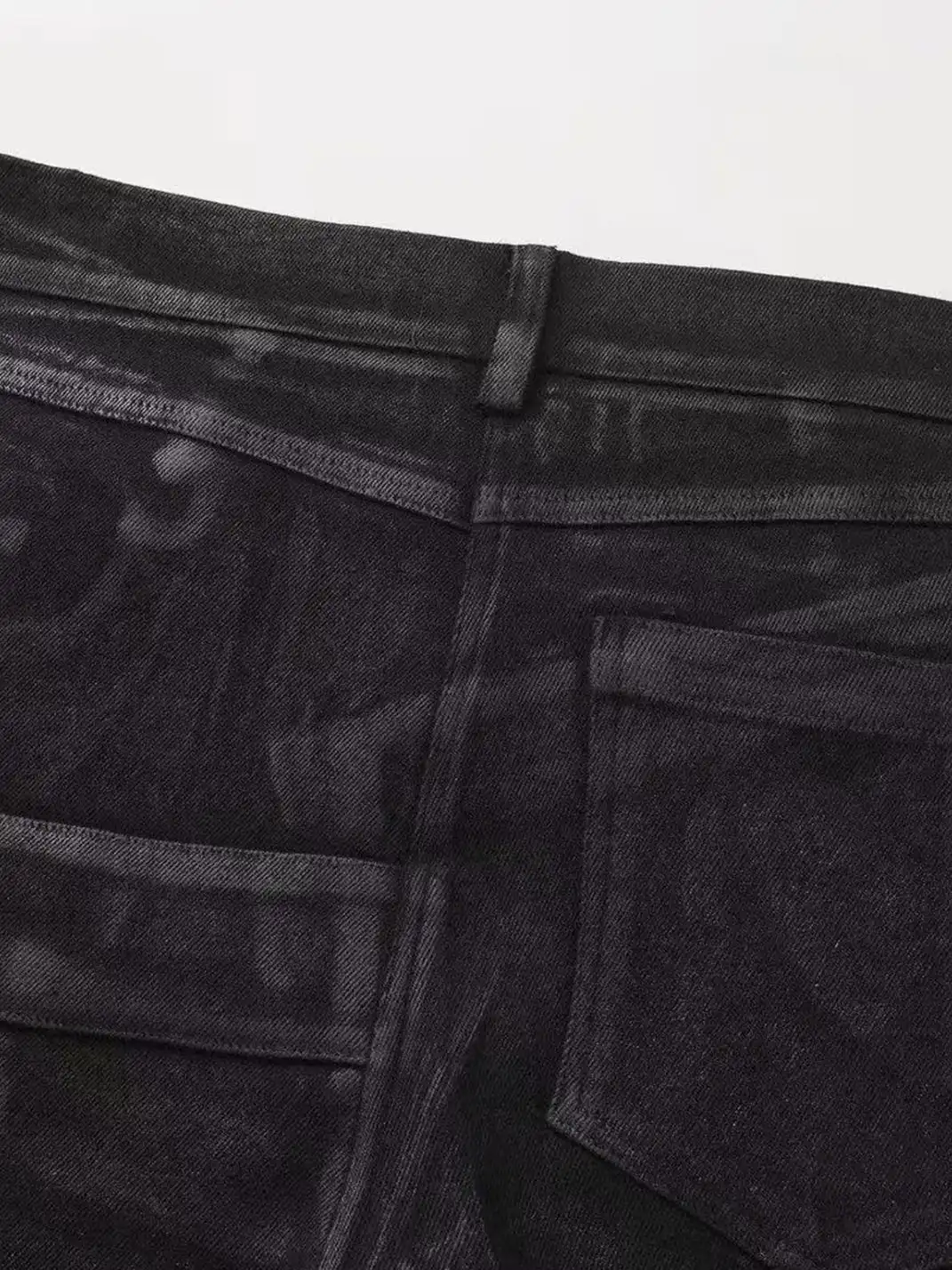 Disark | Irregularly Structured Waxed Jeans