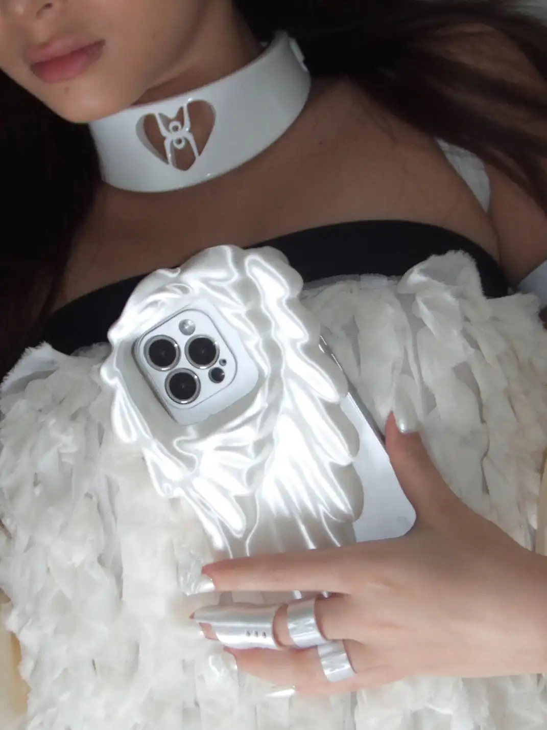 HSUX OFFICIAL | Silk Black and White Wings Phone Case
