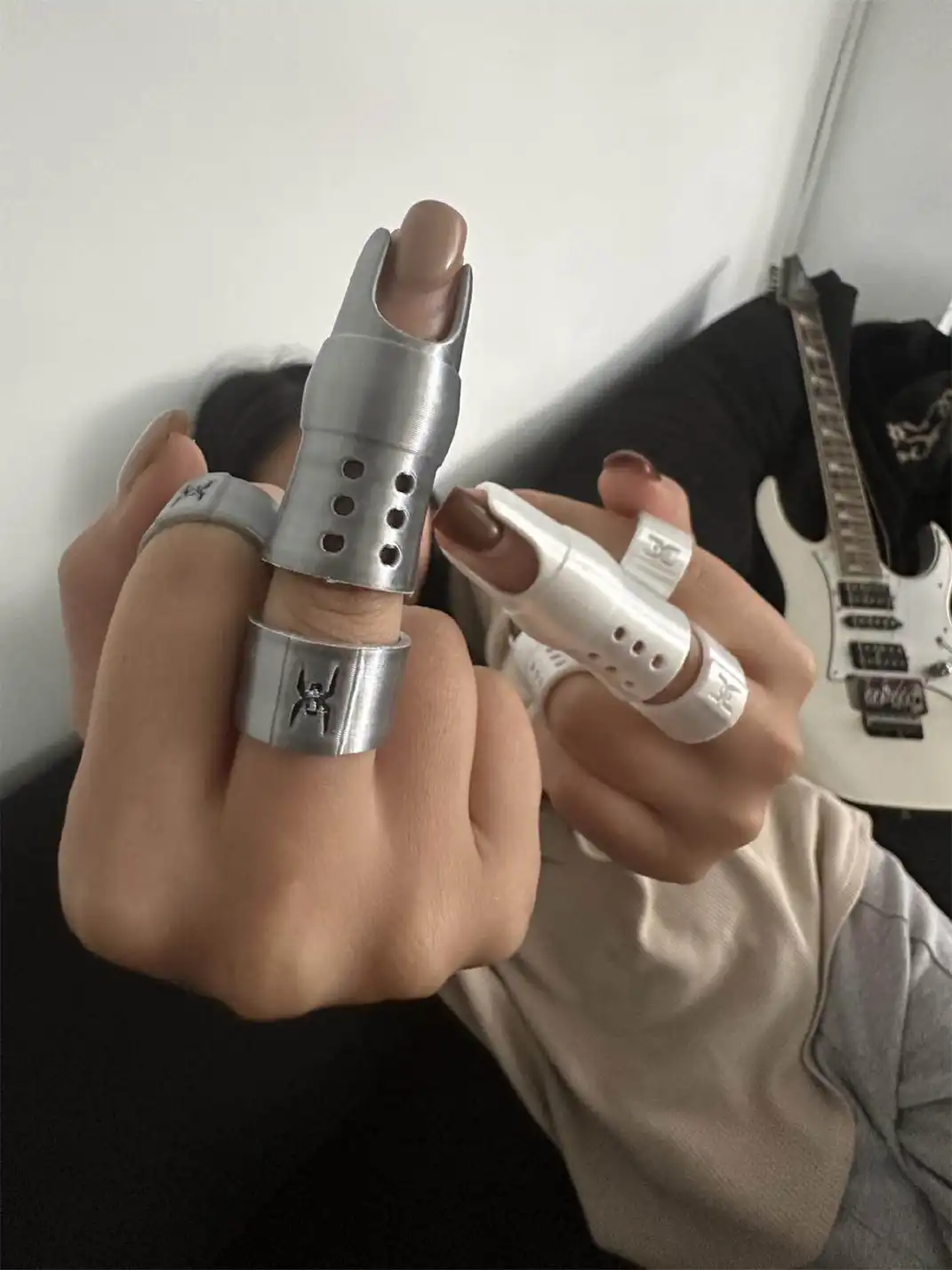 HSUX OFFICIAL | Finger Sleeve And Ring Combination
