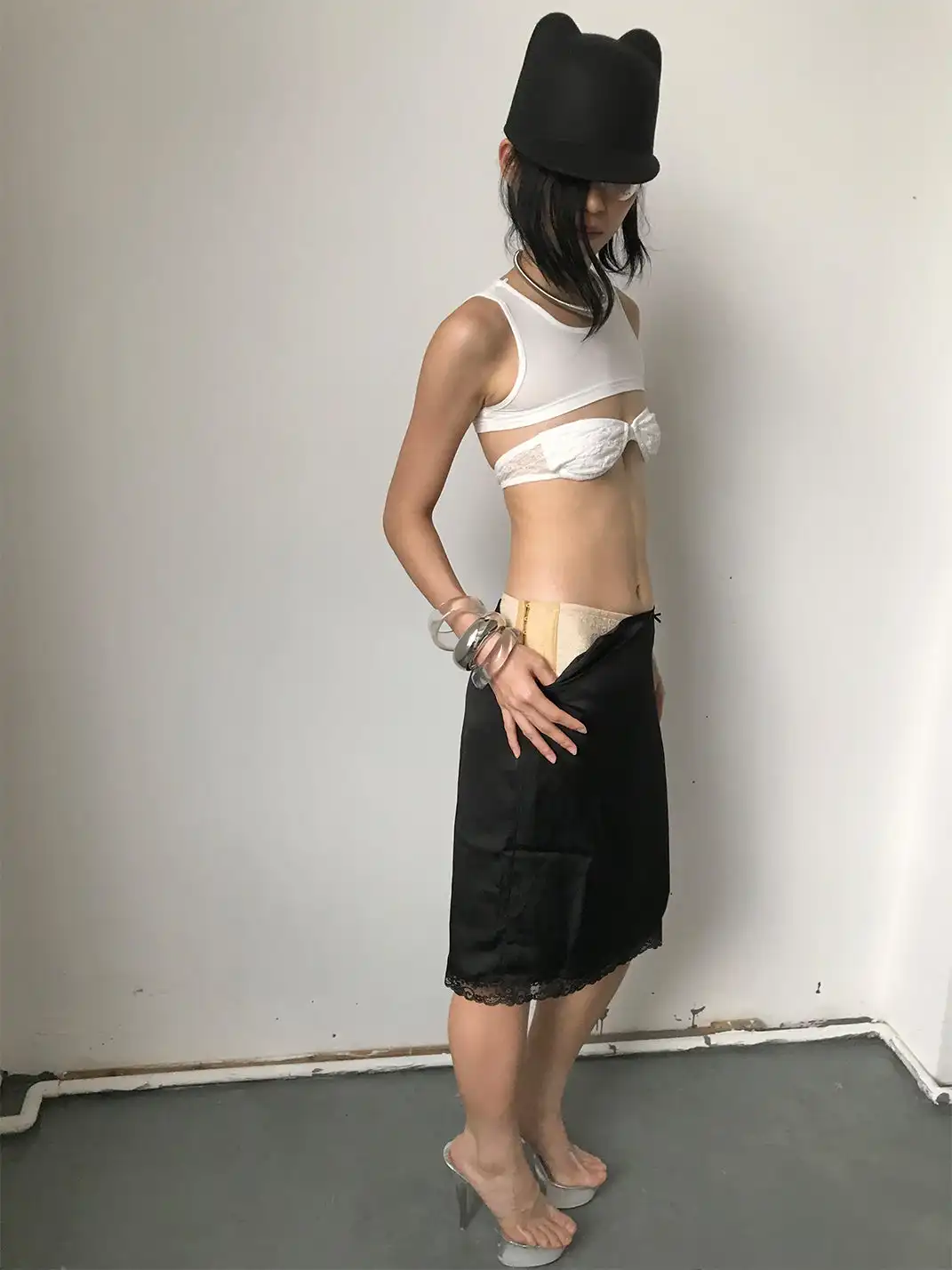 HSUX OFFICIAL | Outerwear Hooded Vest And Briefs Set-White