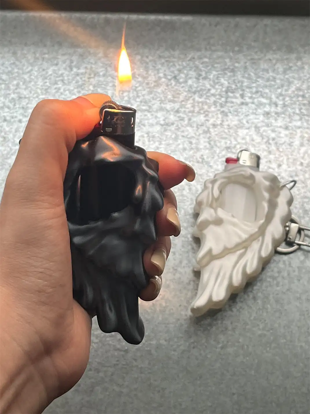 HSUX OFFICIAL | Winged Lighter Case Keychain