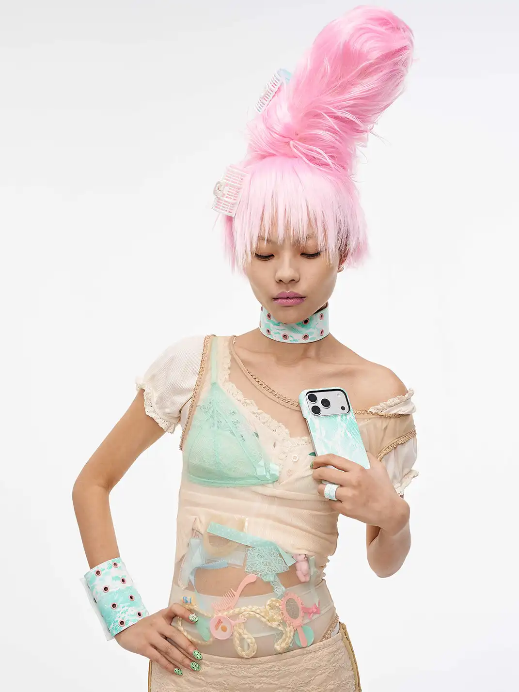 HSUX OFFICIAL | Lace Leather Phonecase
