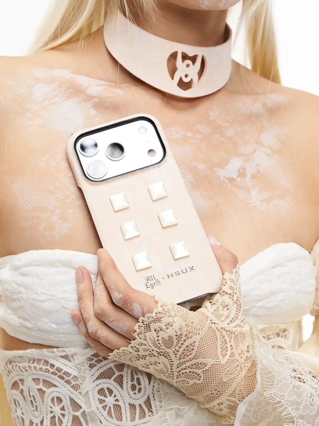 HSUX OFFICIAL | Rivet Print Phone Case