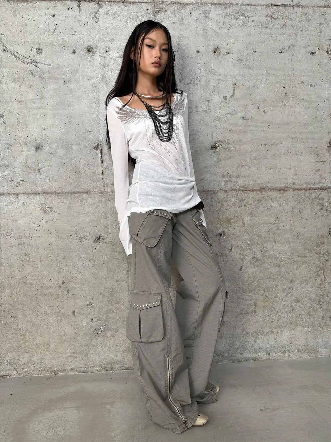 DoublePunch | Distressed Straight-Leg Wide-Leg Cargo Pants