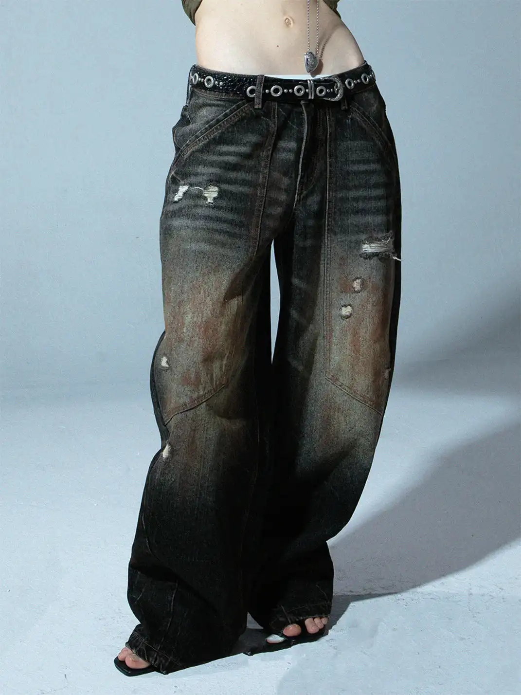 DoublePunch | Distressed Mud-Dyed Low-Rise Curved Jeans