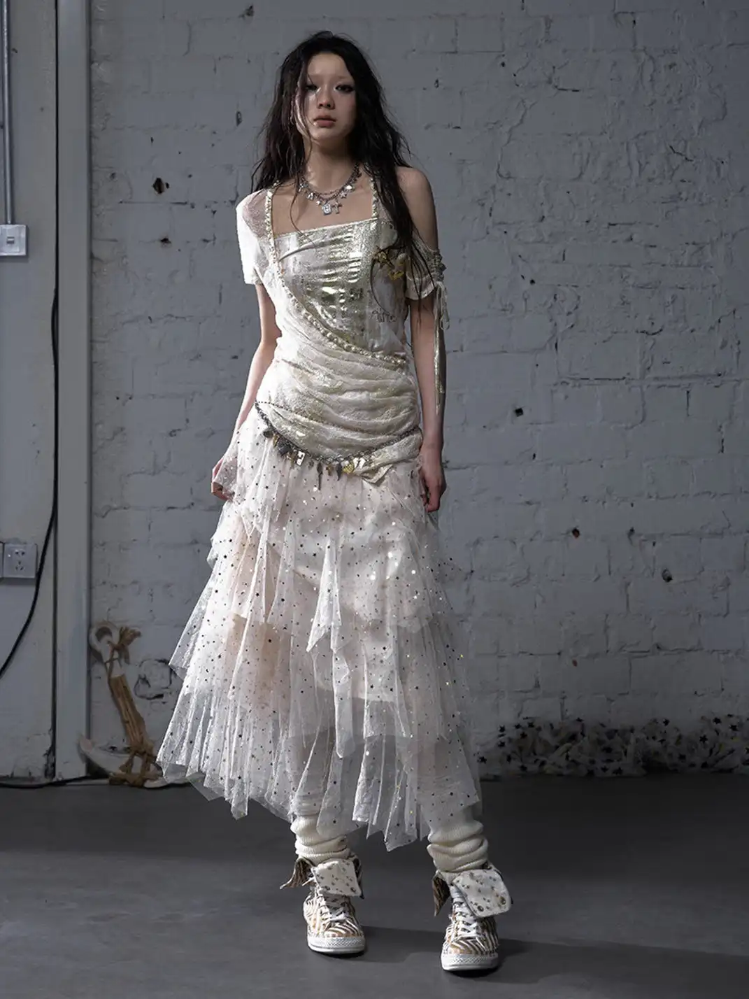NO ROMANCE | Star-Patterned Multi-Layered Mesh Skirt