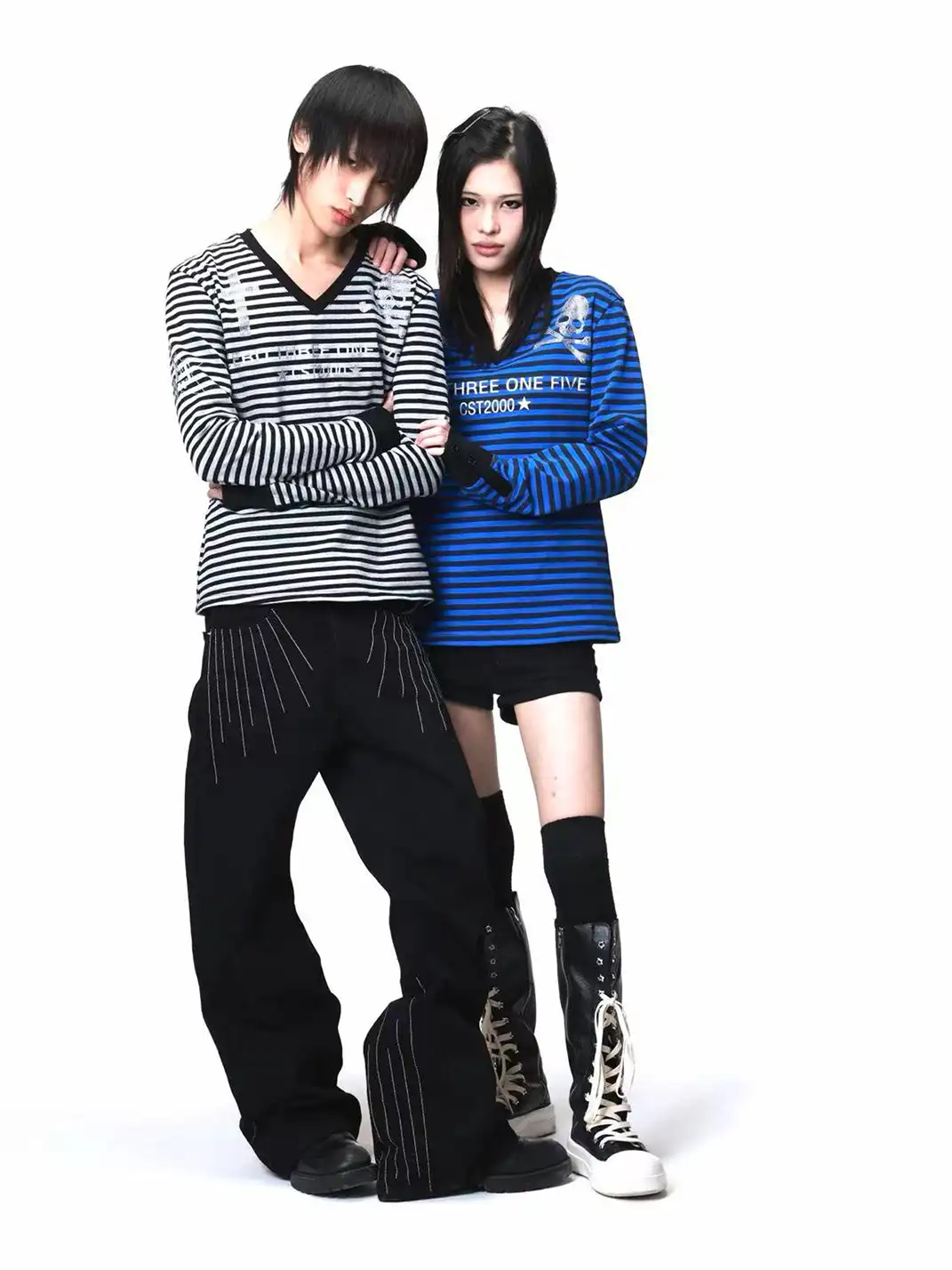 DETW | Striped V-Neck Skull Rhinestone Long-Sleeved Top