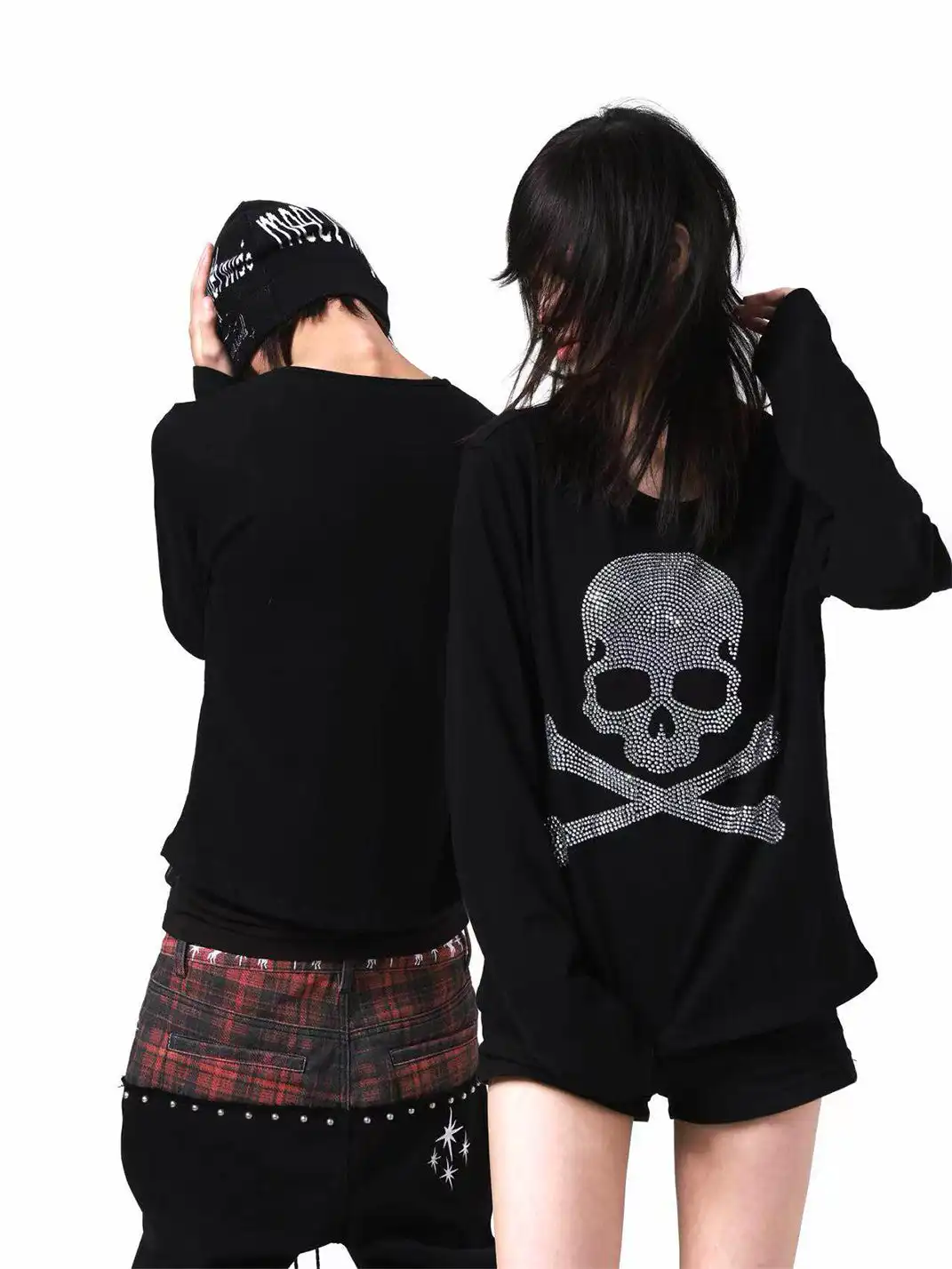 DETW | Rhinestone Skull Crew Neck Long Sleeve