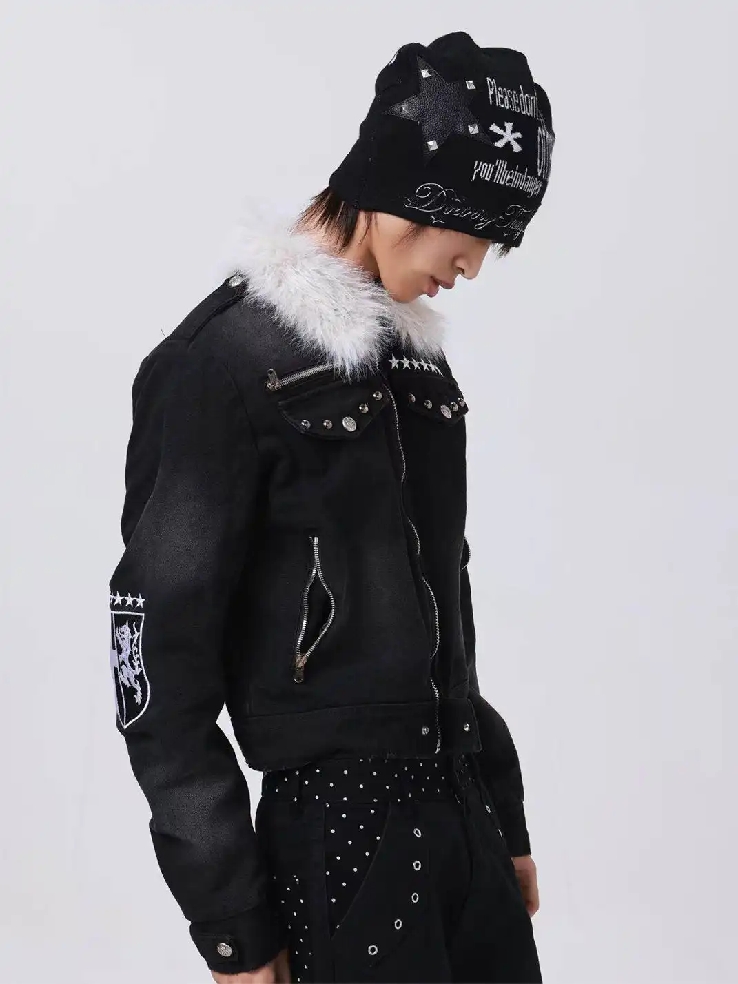 DETW | Five-Pointed Star Leather Studded Beanie