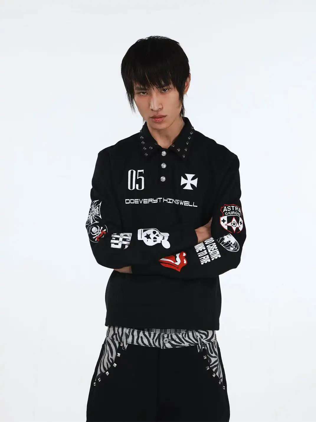 DETW | Retro Print Studded Long-Sleeve Polo Shirt