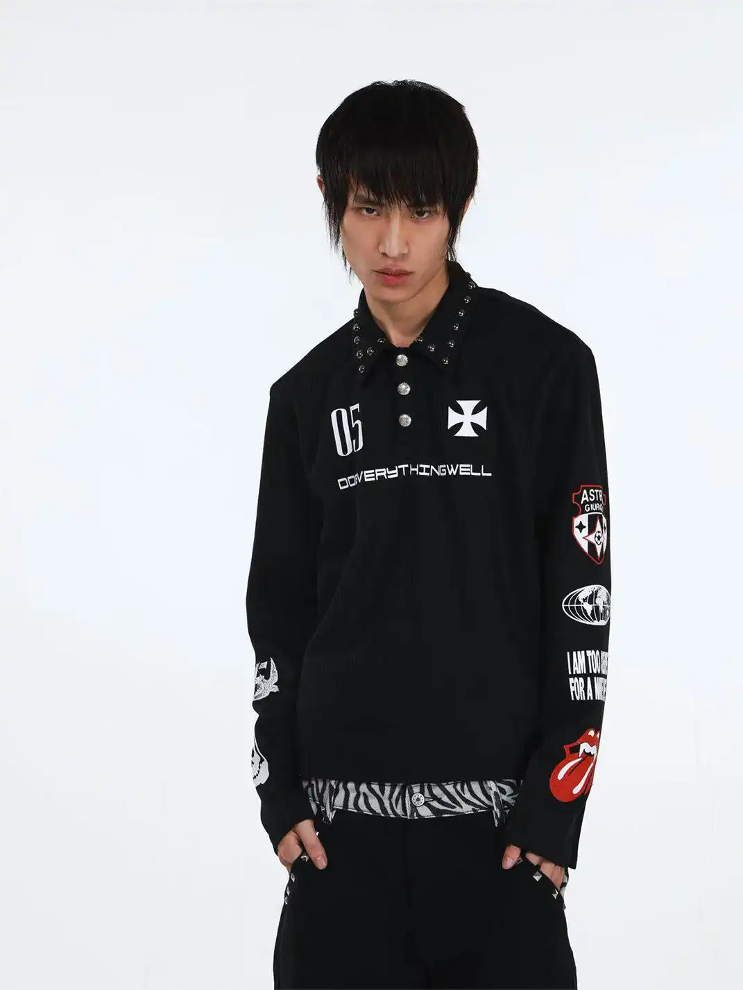 DETW | Retro Print Studded Long-Sleeve Polo Shirt
