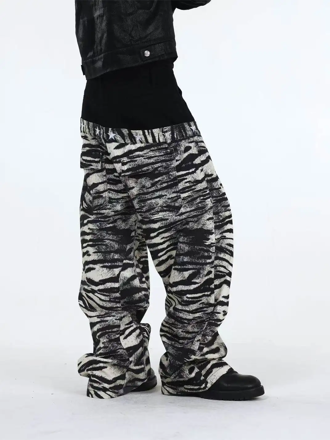 DETW | Zebra-Print Slanted Waist Jeans