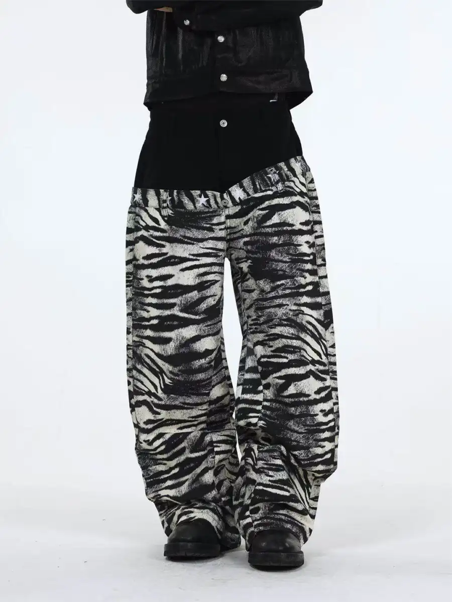 DETW | Zebra-Print Slanted Waist Jeans - 2
