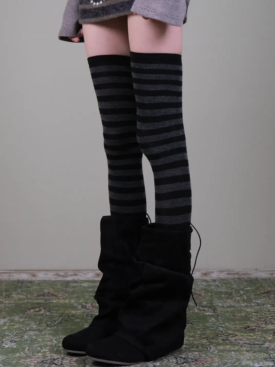 XILING | Retro Striped Over-The-Knee Stockings