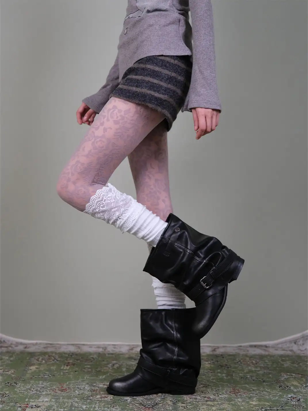XILING | Lace-Trimmed Slouch Socks