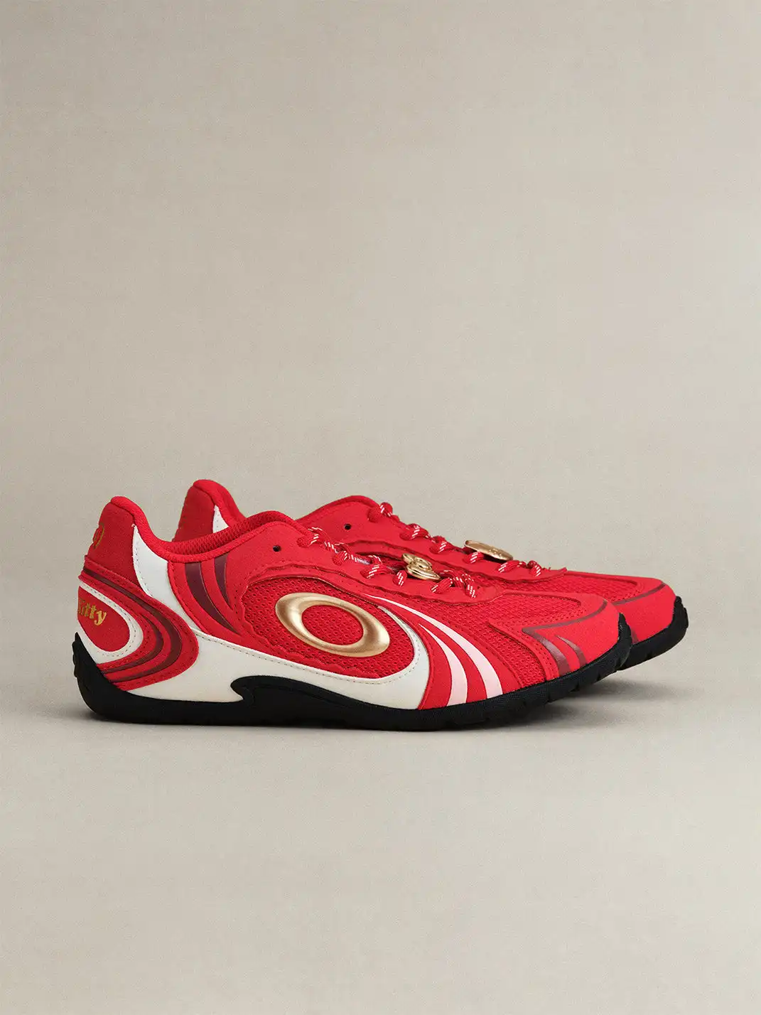OLDORDER | Sanrio Hello Kitty Training Shoes