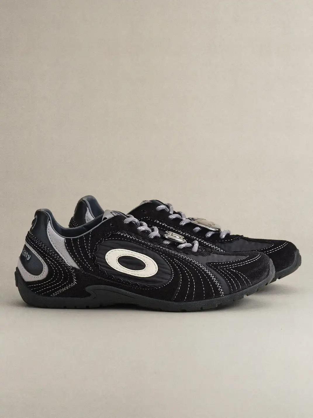 OLDORDER | Turbo Hello Kitty Thin-Soled German Training Shoes