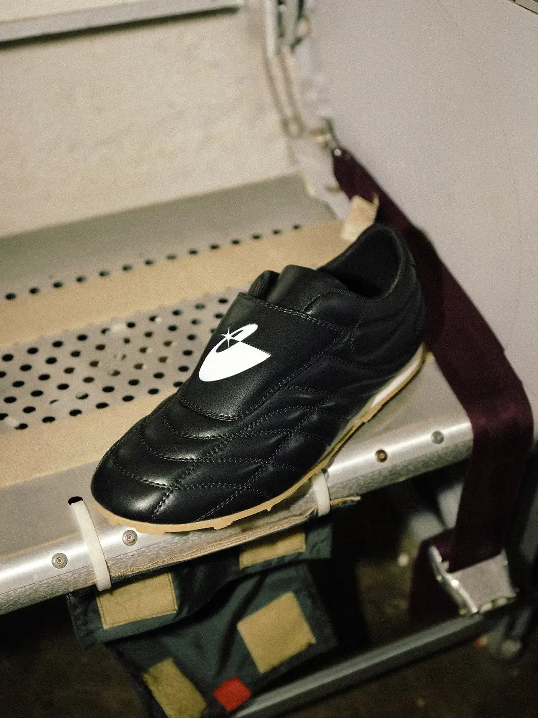 LeStream | Retro Thin-Soled Soccer Casual Shoes
