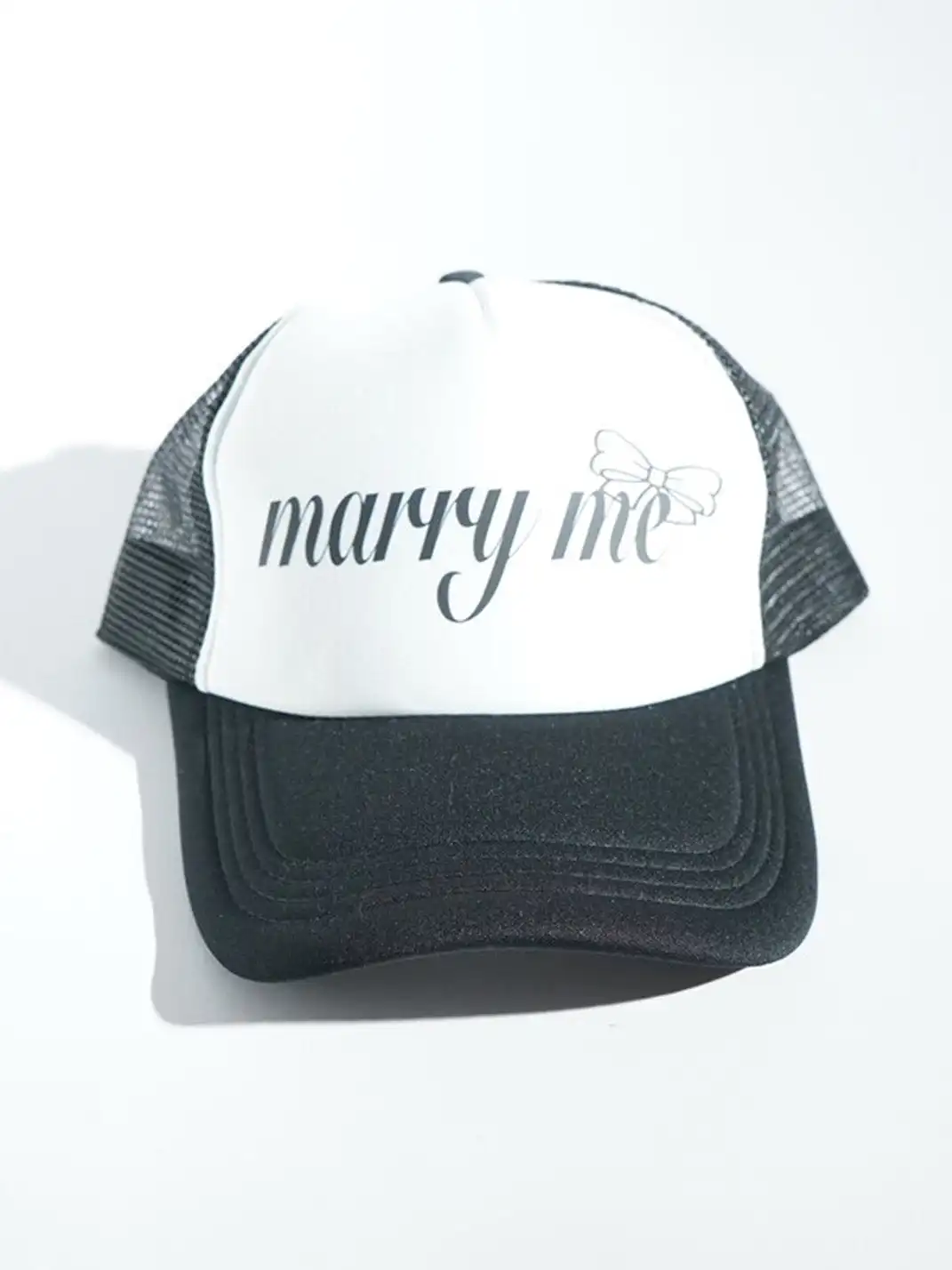 SEREINN | Detachable Mesh Bow Truck Hat
