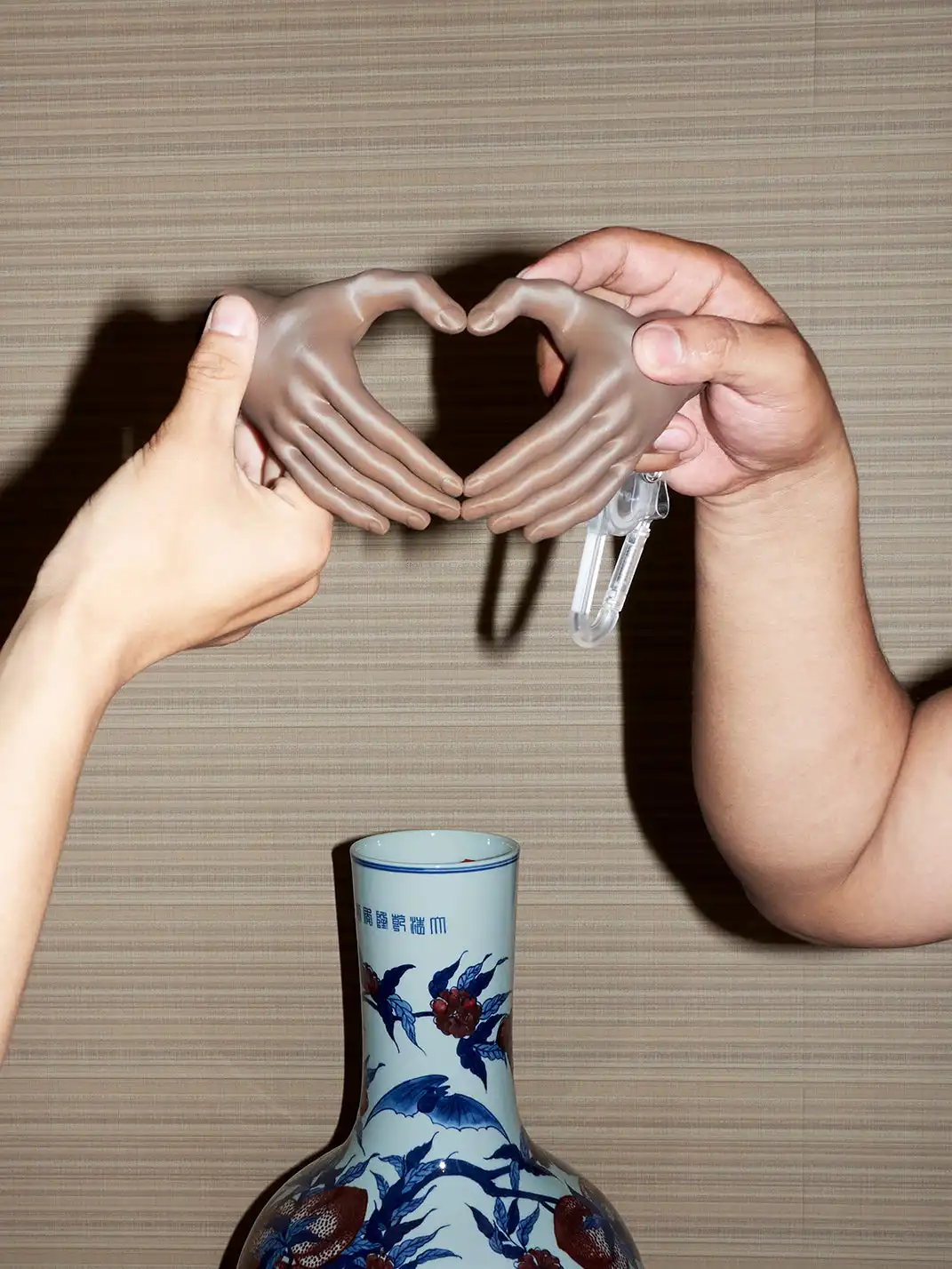 USIC | Magnetic Heart-Shaped Lighter Holder Keychain