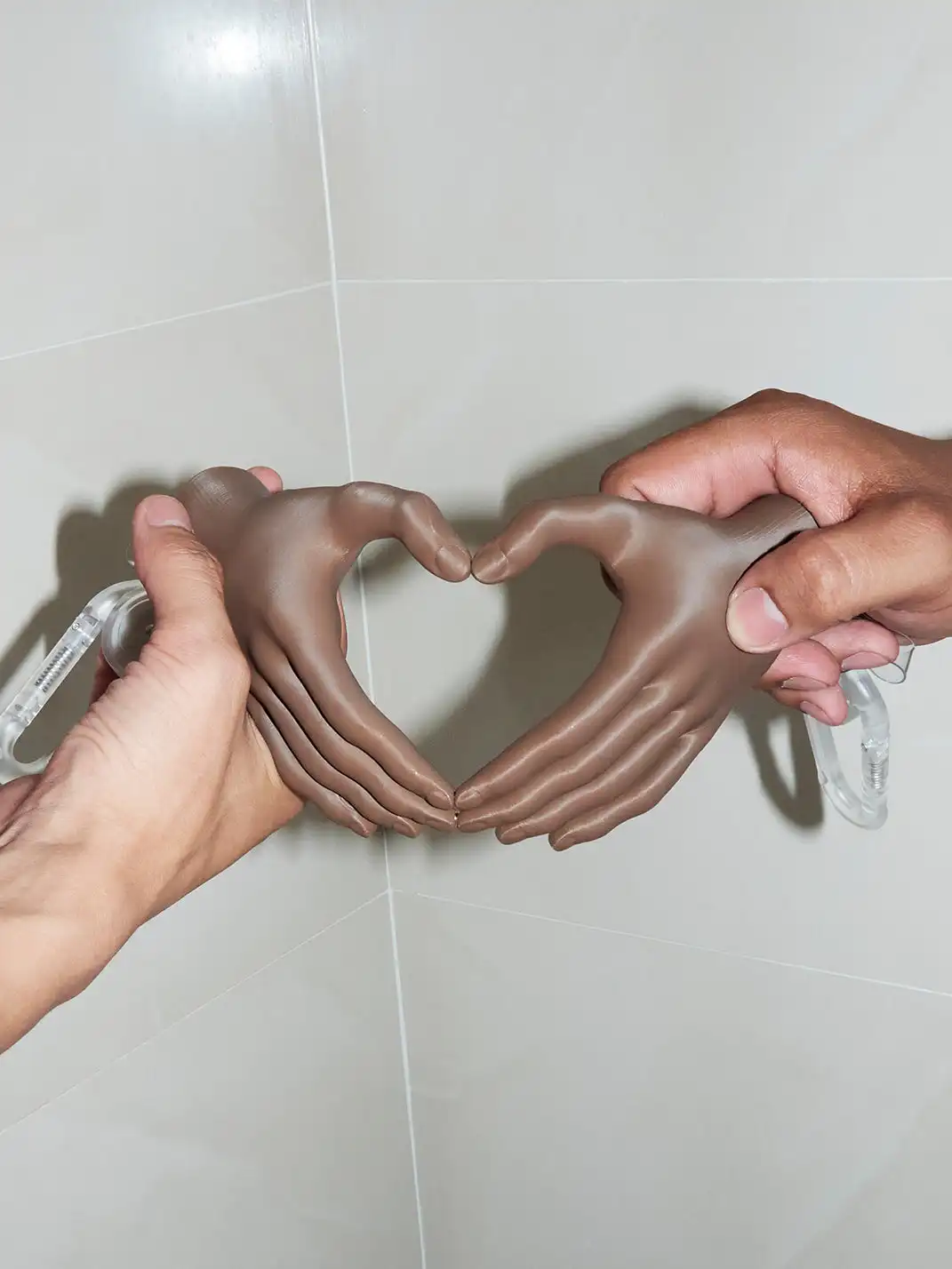 USIC | Magnetic Heart-Shaped Lighter Holder Keychain