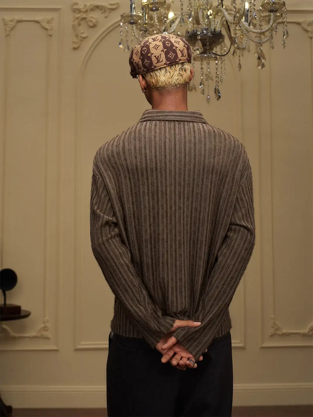 YADcrew | Flocked Collar Long-Sleeve T-Shirt