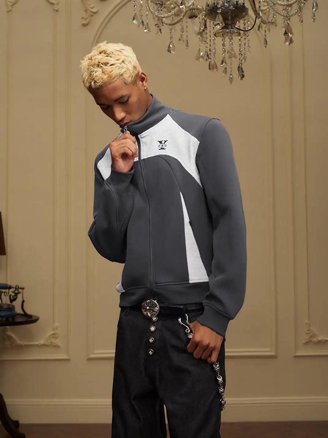 YADcrew | Color-Blocked Deconstructed Stand-Up Collar Coat