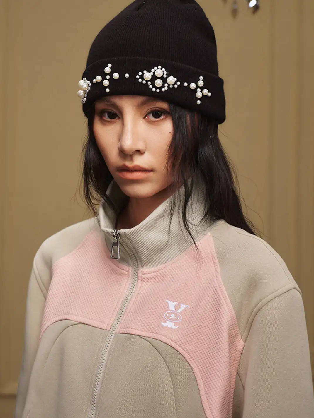 YADcrew | Color-Blocked Deconstructed Stand-Up Collar Coat