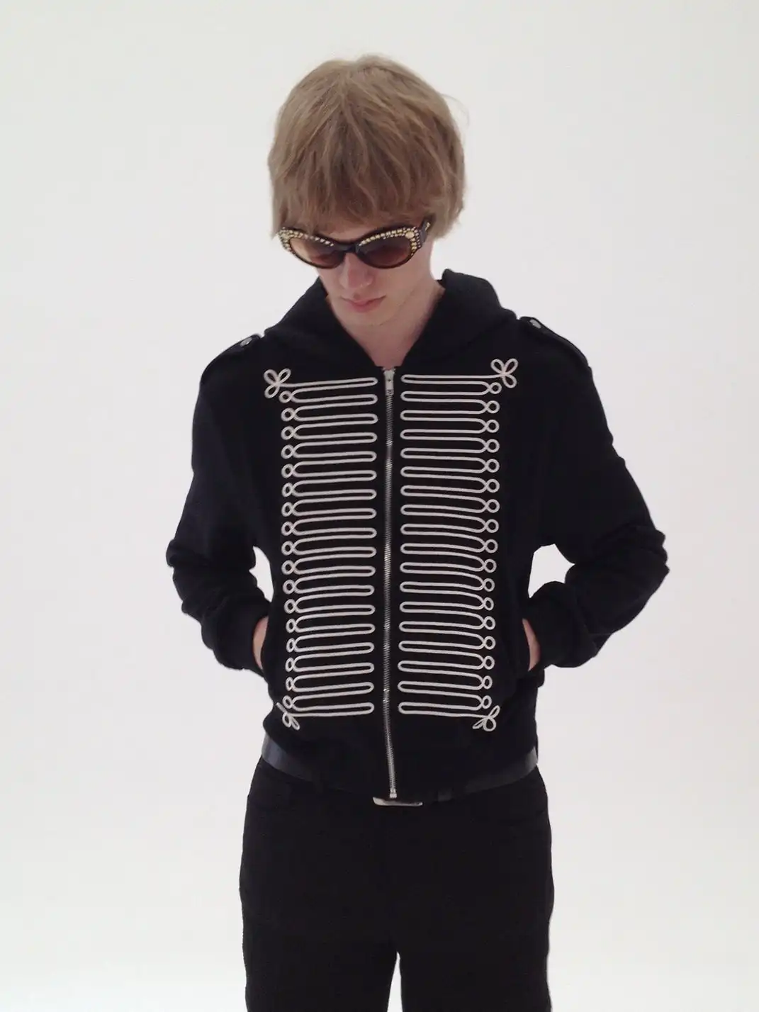 CHAI | Epaulette Pattern Zip-Up Hoodie