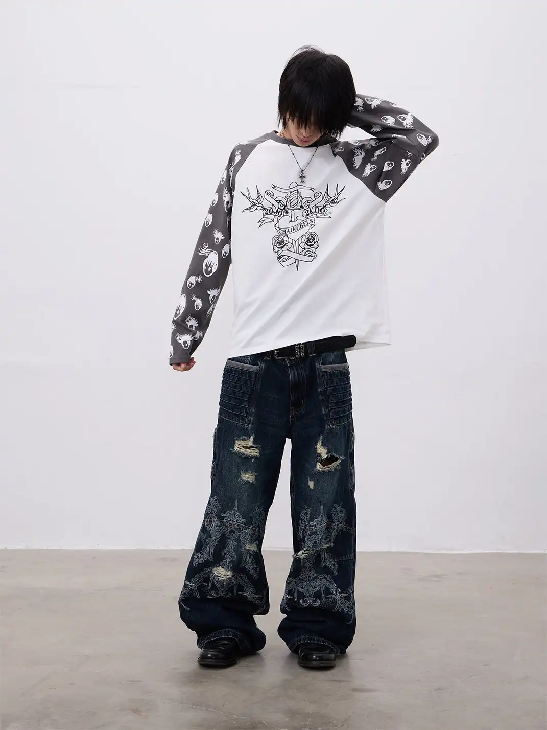 CHAI | Musical Note Portrait Print Long-Sleeved T-Shirt